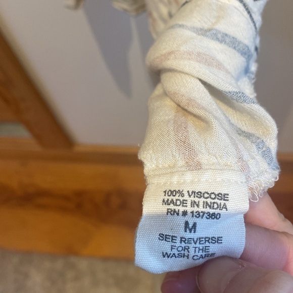 Sz M Violet Sky Beach Cover up - Picture 4 of 11